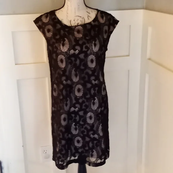 LOFT | Dresses | Loft Black Lace Sleeveless Short Formal Dress Sz 4 |  Poshmark